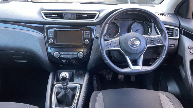 Nissan Qashqai 1.5 dCi 115 Acenta Premium 5dr Diesel Hatchback